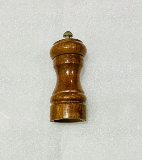 Wooden Pepper Mill 4